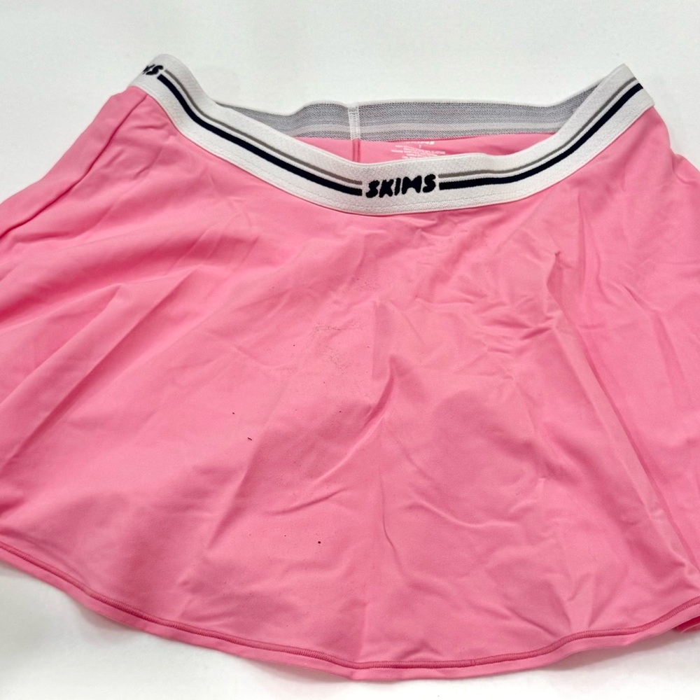 SKIMS Logo Skort Sugar Pink Tennis Skirt Size Small - Picture 4 of 6
